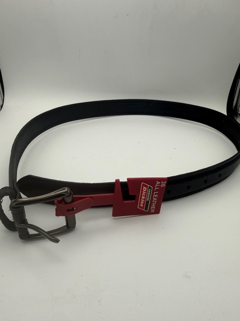 Men’s Dickies Black Leather belt sz 36 NWT